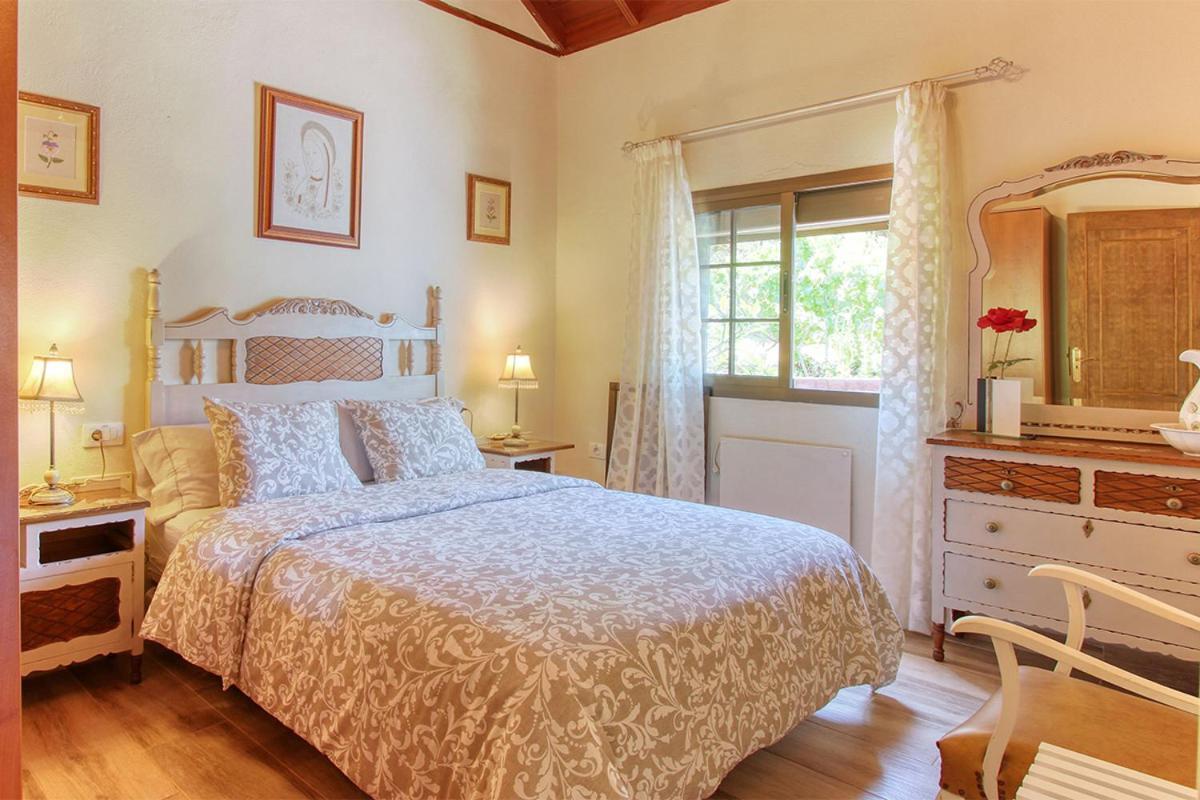 Casa Rosales With Pool & Wifi Ferienhaus Puntagorda